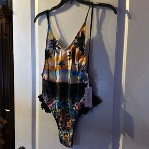 Lady’s bathing suit